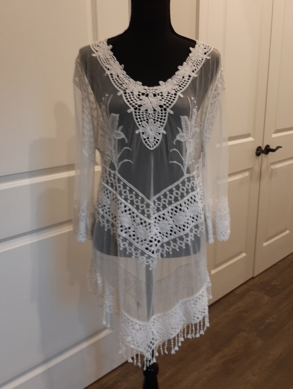 Ana & Kate White Lace Mesh Boho Beach Cover Up Tunic Size L